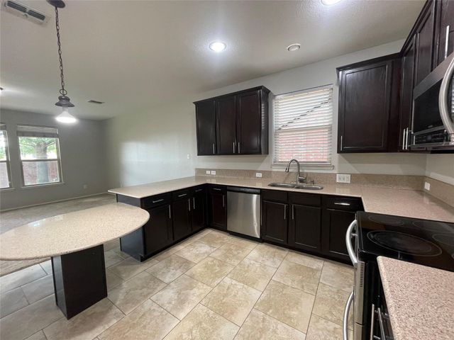 5713 Pebble Ridge Drive, Mckinney, TX 75070