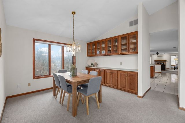 508 St Thomas Court, Iowa City, IA 52245