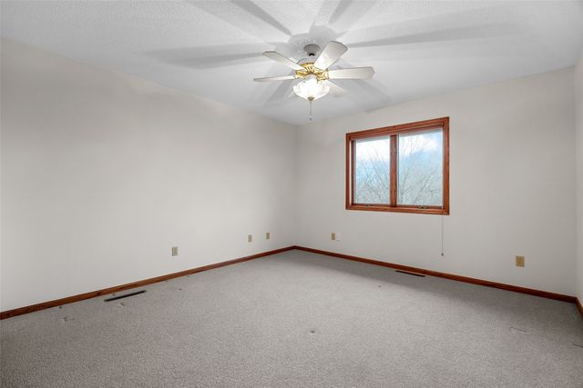 508 St Thomas Court, Iowa City, IA 52245