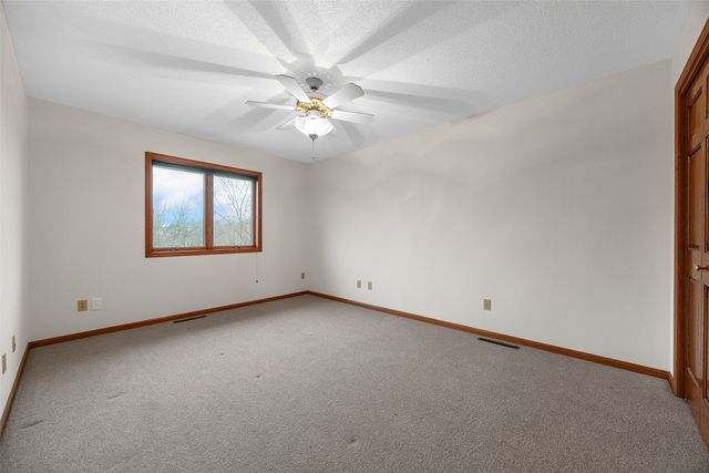 508 St Thomas Court, Iowa City, IA 52245