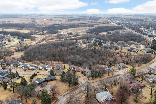 508 St Thomas Court, Iowa City, IA 52245