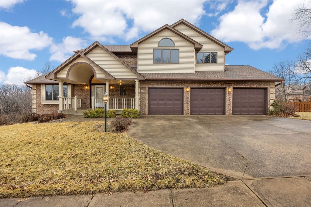 508 St Thomas Court, Iowa City, IA 52245