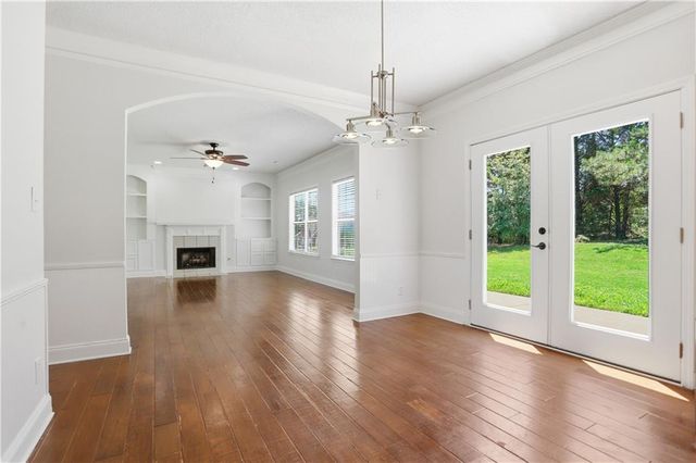 640 Autumn Leaf Circle, Mcdonough, GA 30253