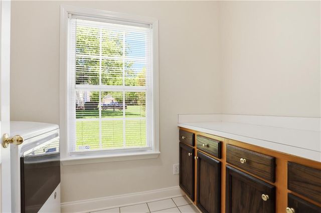 640 Autumn Leaf Circle, Mcdonough, GA 30253
