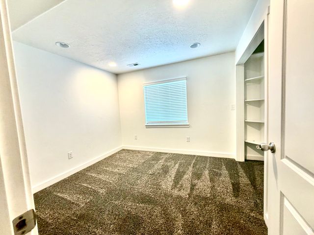 1074 S 4000 W, Syracuse, UT 84075