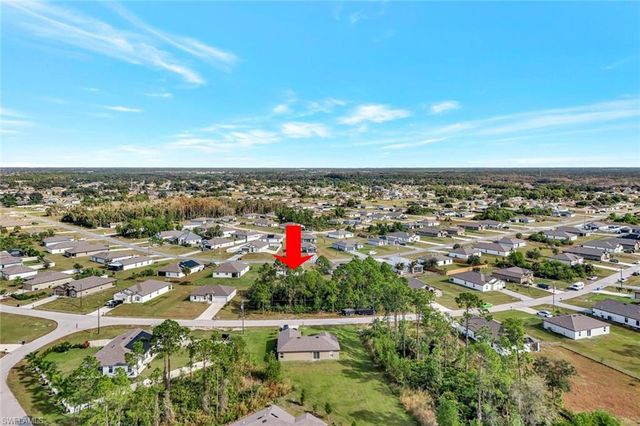 867 Youngreen DR, Fort Myers, FL 33913