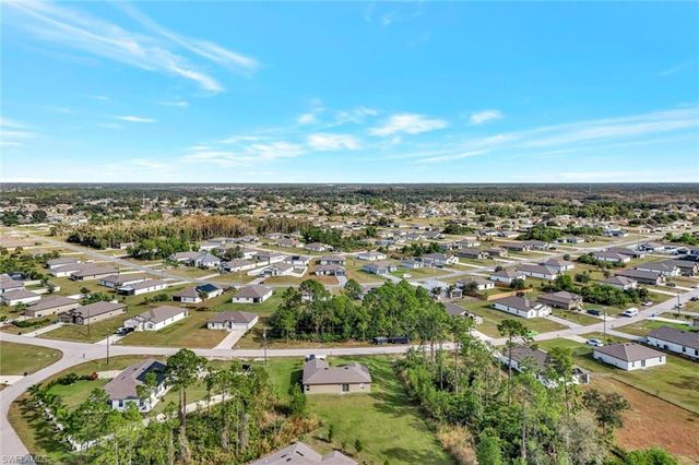 867 Youngreen DR, Fort Myers, FL 33913