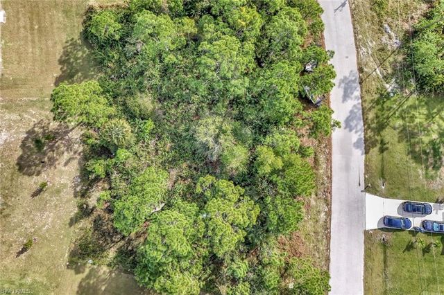 867 Youngreen DR, Fort Myers, FL 33913