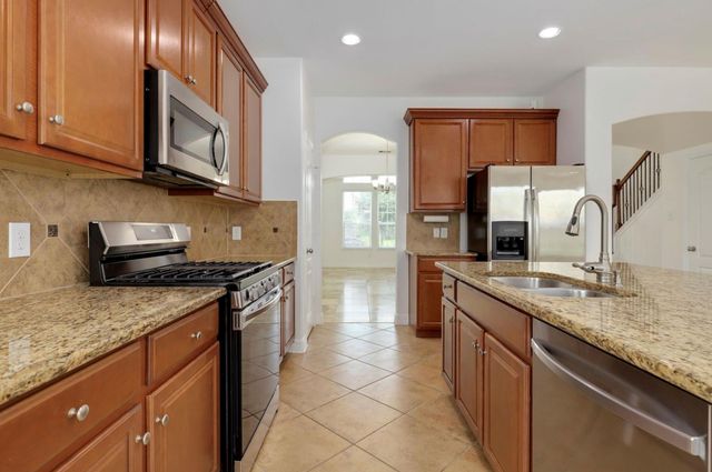 2110 Mateo Park Drive, Houston, TX 77047
