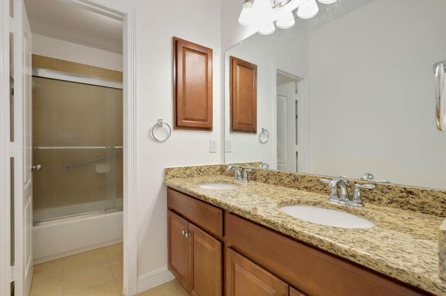 2110 Mateo Park Drive, Houston, TX 77047