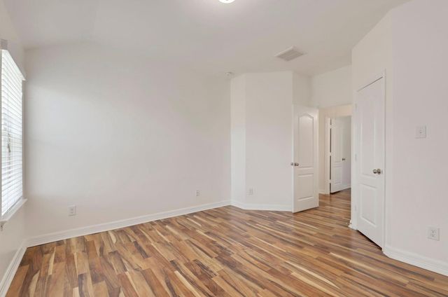2110 Mateo Park Drive, Houston, TX 77047