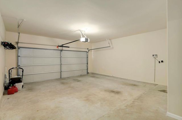 2110 Mateo Park Drive, Houston, TX 77047