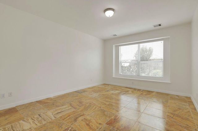 2110 Mateo Park Drive, Houston, TX 77047