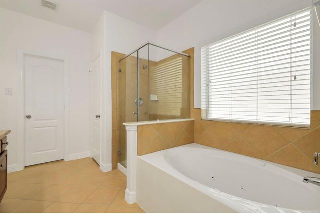 2110 Mateo Park Drive, Houston, TX 77047