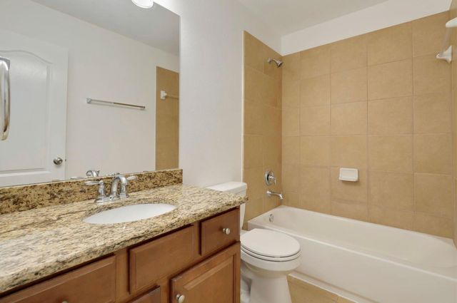 2110 Mateo Park Drive, Houston, TX 77047