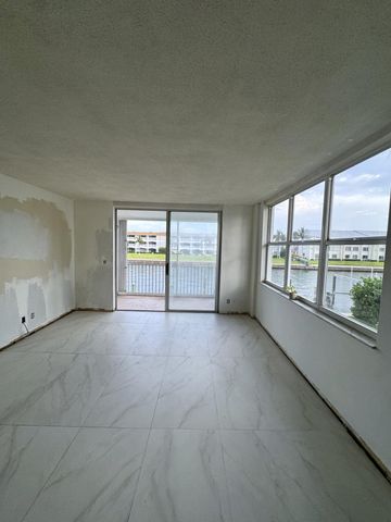 100 PARADISE HARBOUR Boulevard 212, North Palm Beach, FL 33408