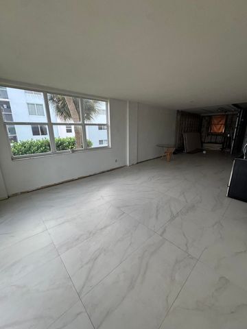 100 PARADISE HARBOUR Boulevard 212, North Palm Beach, FL 33408