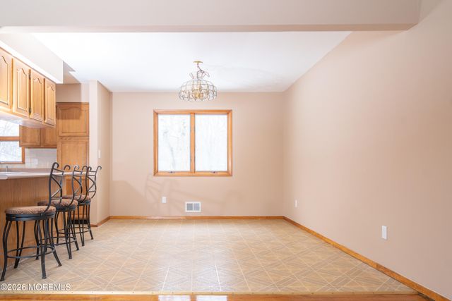 32 Hamilton Avenue, Morganville, NJ 07751