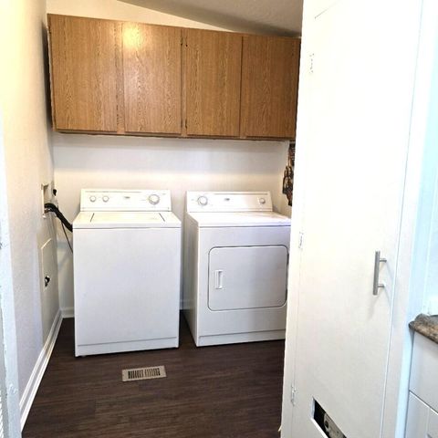 939 S Valley View Road UNIT 10, Ashland, OR 97520