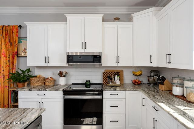 541 Moss Lake Lane, Holly Ridge, NC 28445