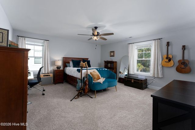 541 Moss Lake Lane, Holly Ridge, NC 28445