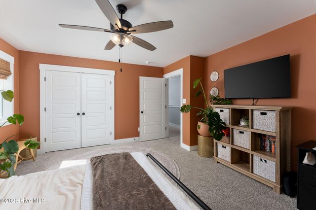 541 Moss Lake Lane, Holly Ridge, NC 28445