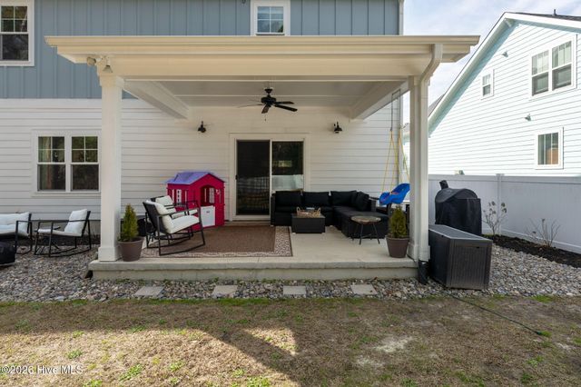 541 Moss Lake Lane, Holly Ridge, NC 28445