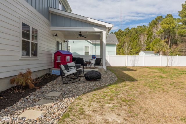 541 Moss Lake Lane, Holly Ridge, NC 28445