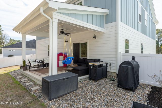 541 Moss Lake Lane, Holly Ridge, NC 28445