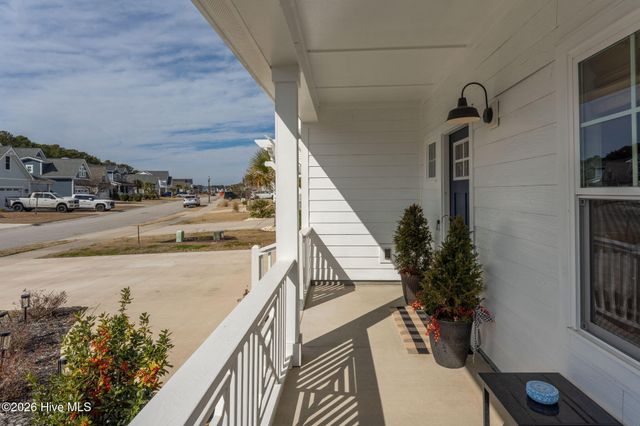 541 Moss Lake Lane, Holly Ridge, NC 28445