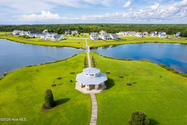 541 Moss Lake Lane, Holly Ridge, NC 28445