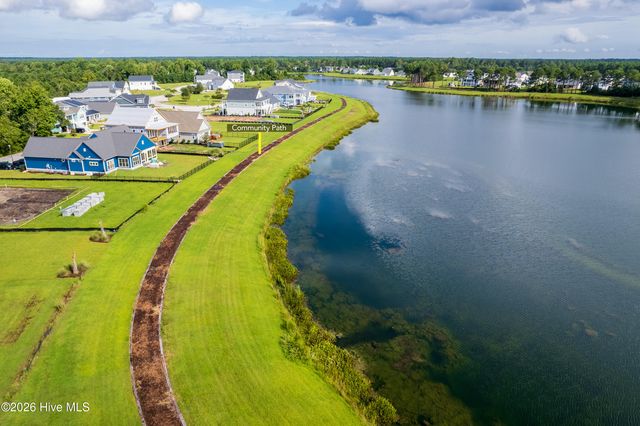 541 Moss Lake Lane, Holly Ridge, NC 28445