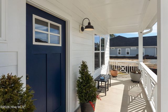 541 Moss Lake Lane, Holly Ridge, NC 28445