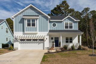 541 Moss Lake Lane, Holly Ridge, NC 28445