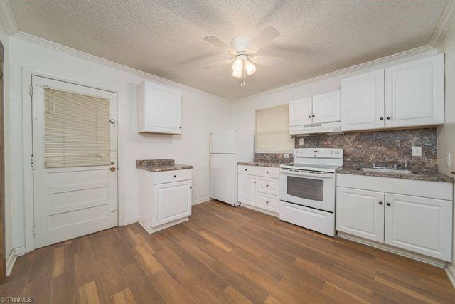 1320 E Cone Boulevard, Greensboro, NC 27405