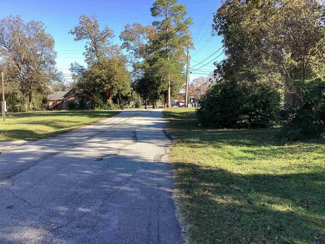 523 W Pine Street, Vienna, GA 31092