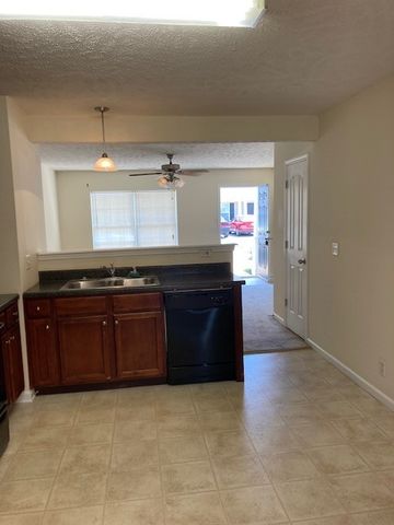2961 S Rutherford Blvd Apt B5, Murfreesboro, TN 37130