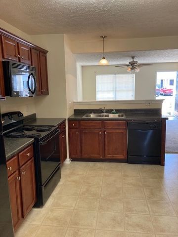 2961 S Rutherford Blvd Apt B5, Murfreesboro, TN 37130