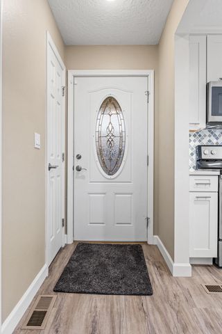 1701 42nd Street S, Fargo, ND 58103