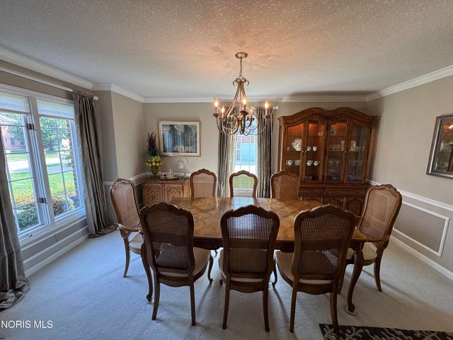 7455 Valhalla Drive, Maumee, OH 43537