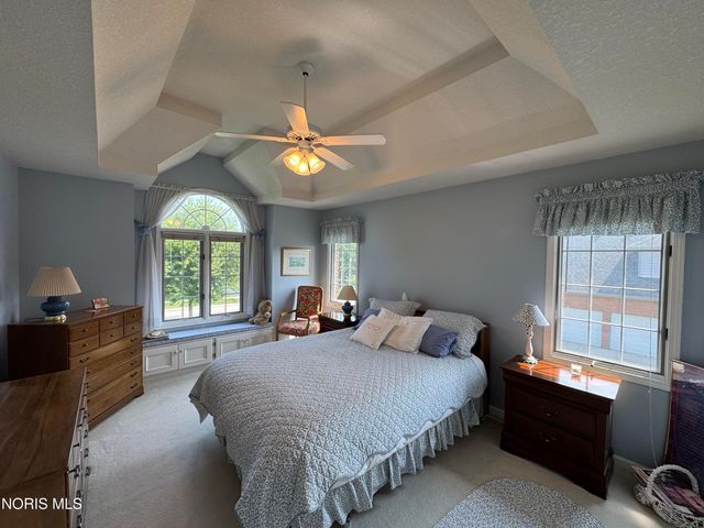 7455 Valhalla Drive, Maumee, OH 43537