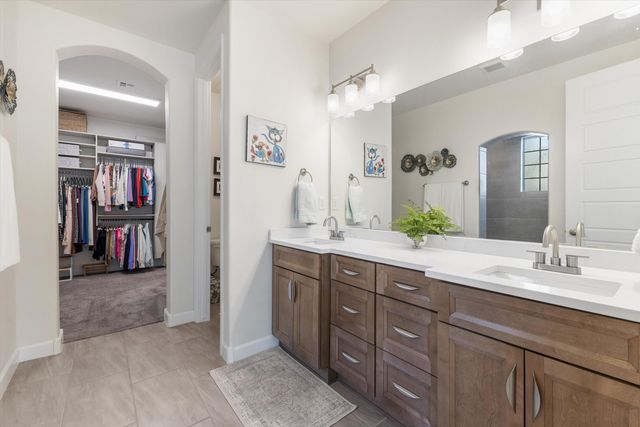 143 Suez Road NE, Albuquerque, NM 87124