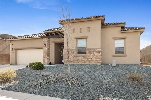 143 Suez Road NE, Albuquerque, NM 87124