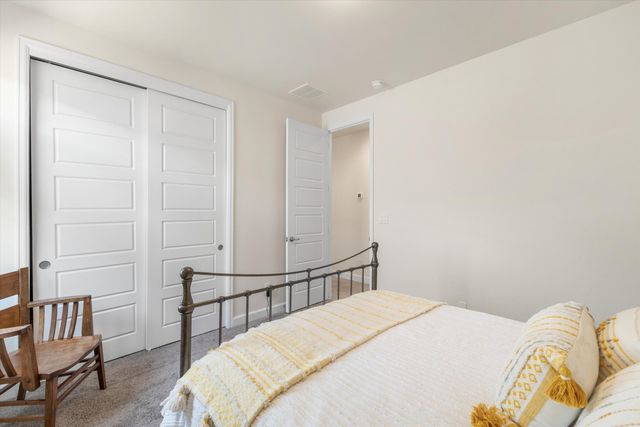 143 Suez Road NE, Albuquerque, NM 87124