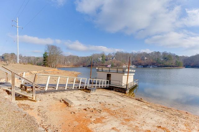 3104 Emerald Circle, Gainesville, GA 30501