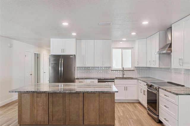 3050 PRINCETON AVENUE, Daytona Beach, FL 32118