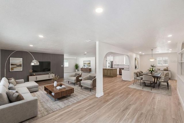 3050 PRINCETON AVENUE, Daytona Beach, FL 32118