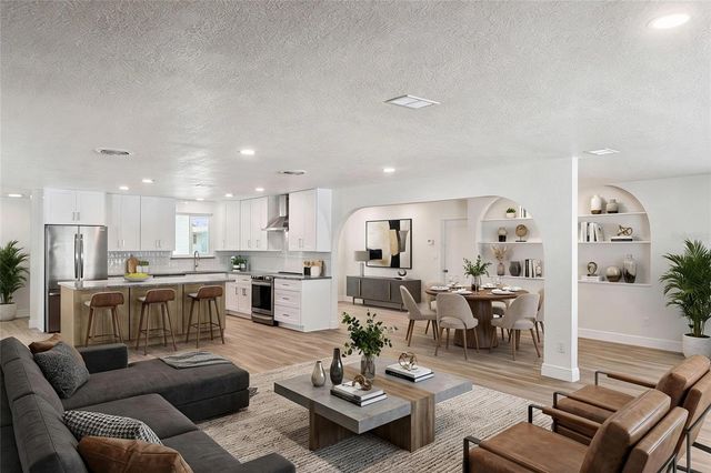 3050 PRINCETON AVENUE, Daytona Beach, FL 32118