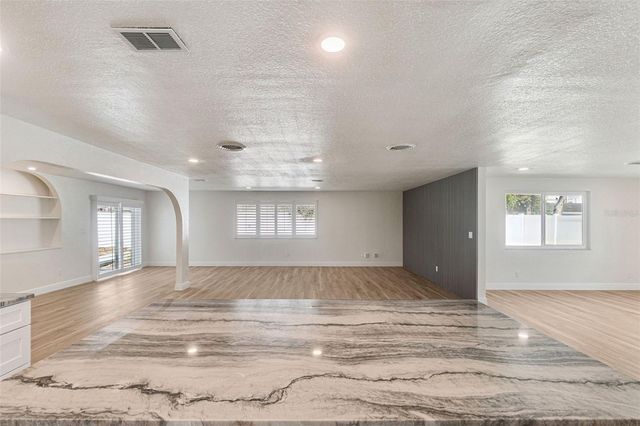 3050 PRINCETON AVENUE, Daytona Beach, FL 32118