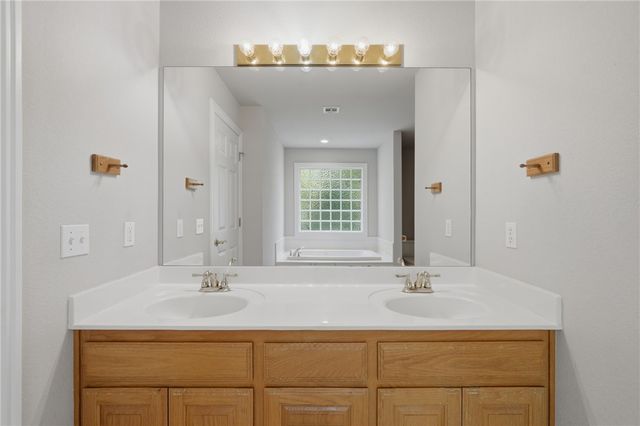 67 Islay Drive, Bella Vista, AR 72715